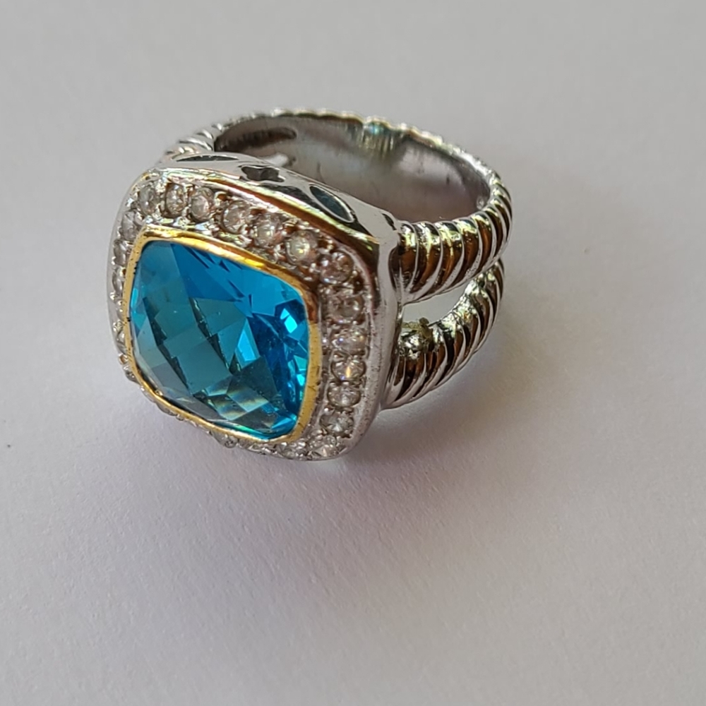 Fashion ring- size 7